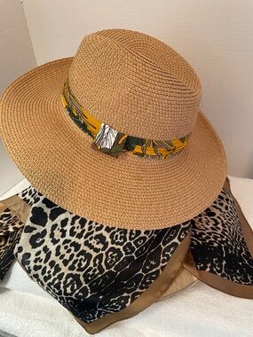 Unisex Tan Straw Fedora with Yellow Patterned Band
